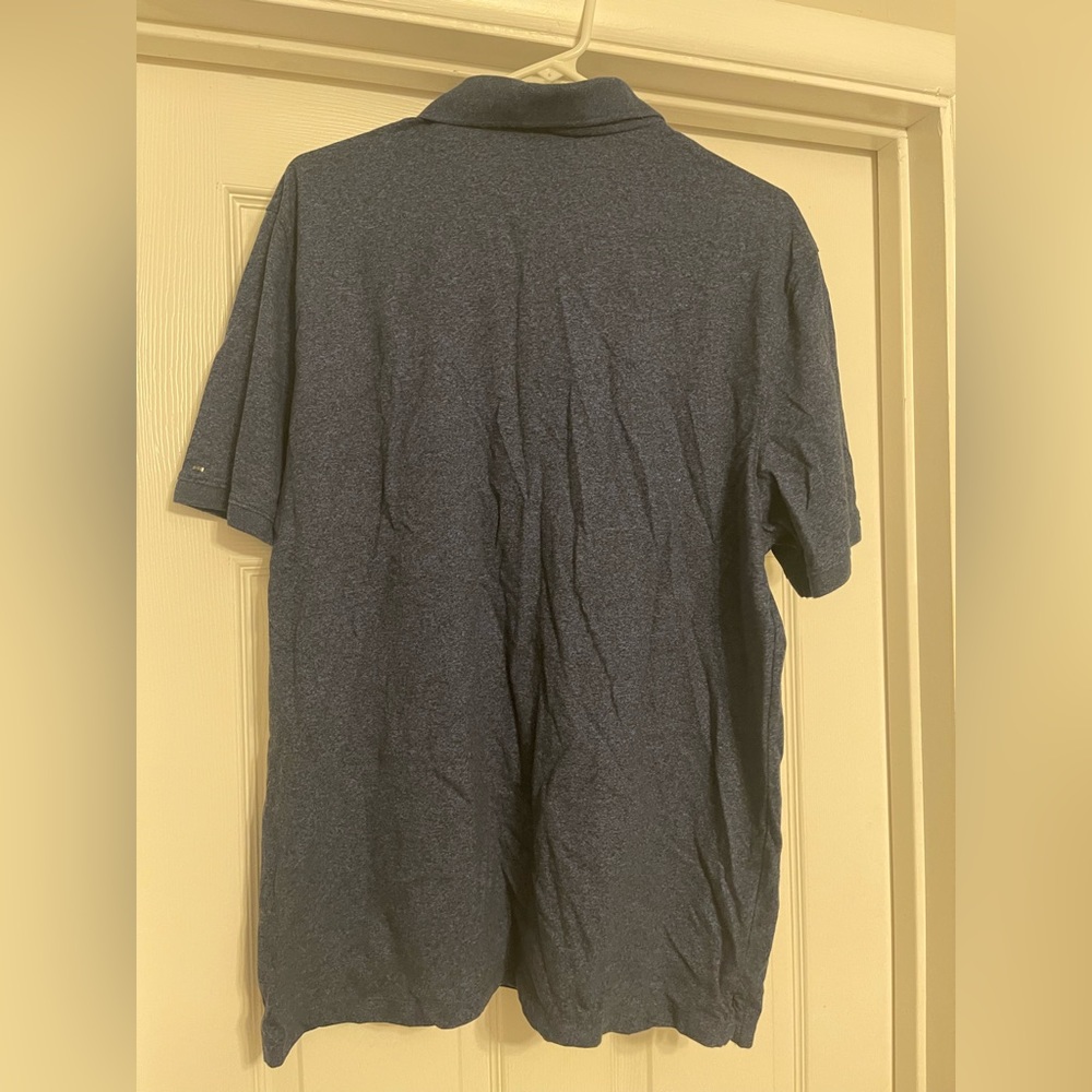 Blue Calvin Klein shirt - Picture 3 of 4